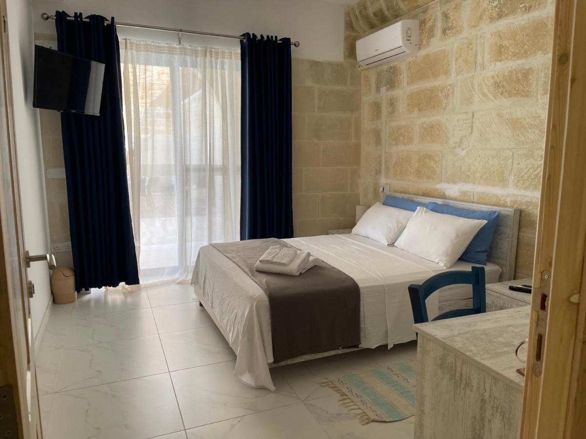 Fiftyfour West Boutique Living Bed & Breakfast Gharb  Exterior photo